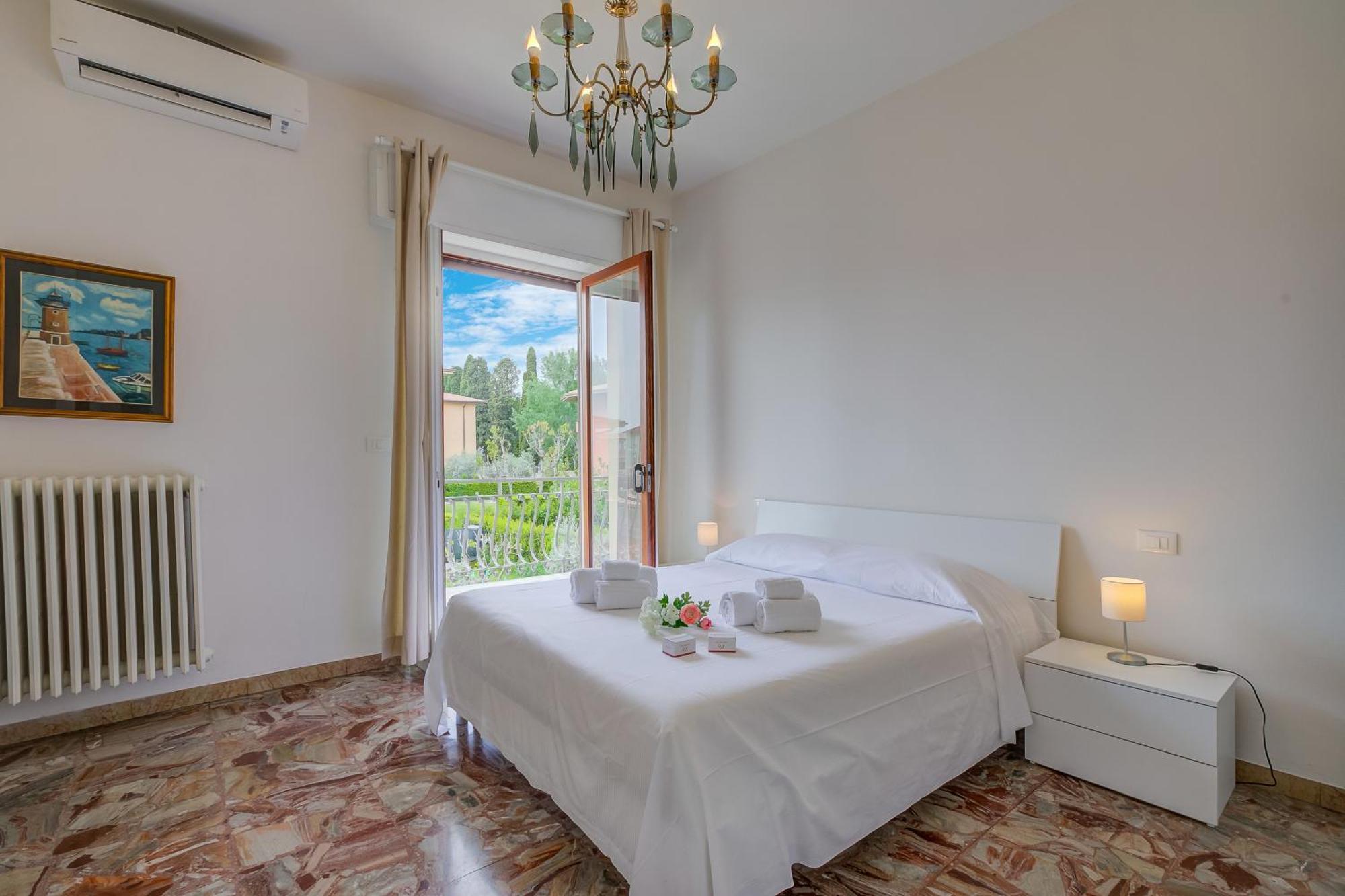 Casa Milly - Happy Rentals Дезенцано-дель-Гарда Екстер'єр фото